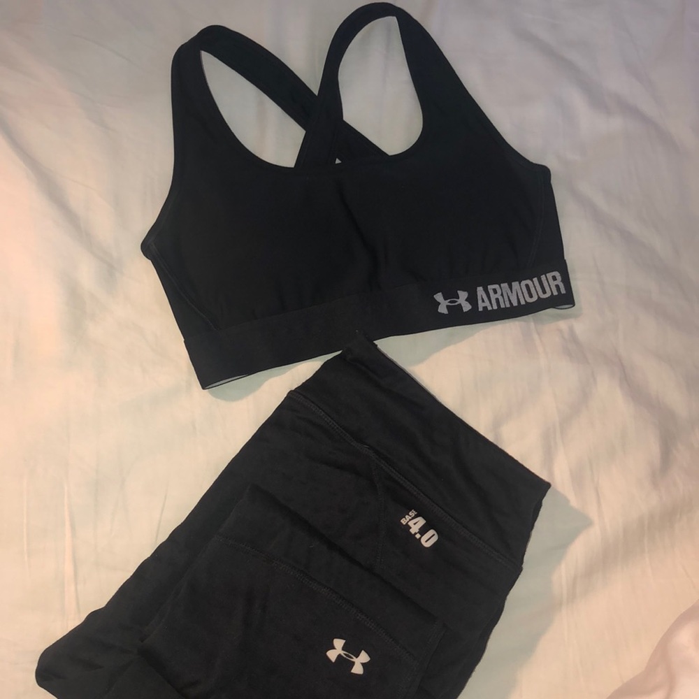Under Armour sport bra and leggings work our set
